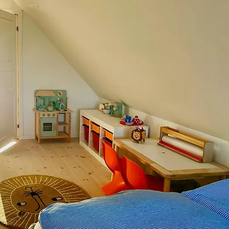 Idyllic Thatched With Sea View *