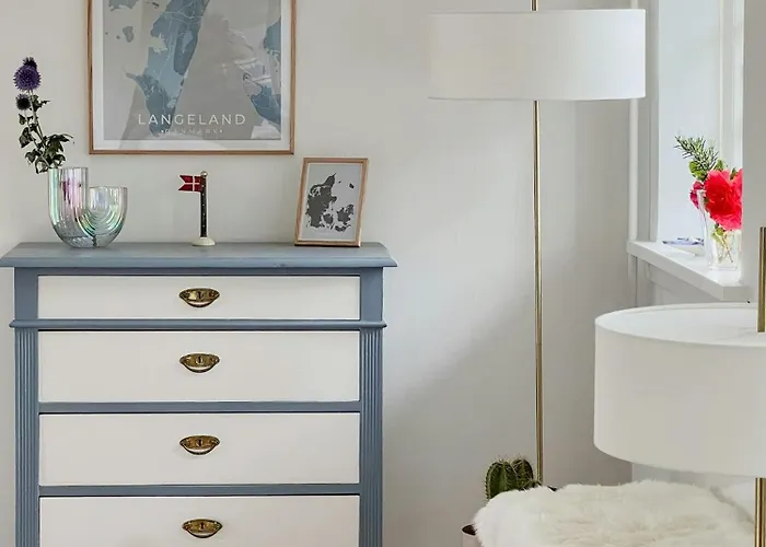 Idyllic Thatched With Sea View Vakantiehuis