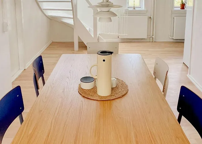 Idyllic Thatched With Sea View Holiday home *