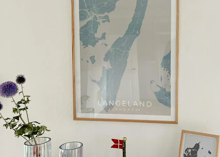 Idyllic Thatched With Sea View Nordenbro Vesteregn