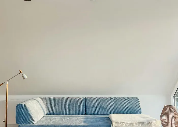 Vakantiehuis Idyllic Thatched With Sea View Nordenbro Vesteregn